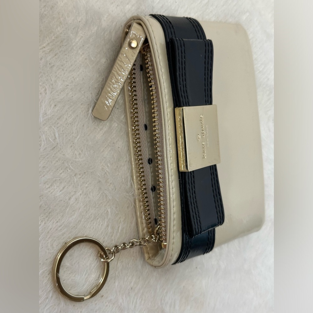 Kate Spade Cream and Black Color-Block Wallet 🤍🤍🤍 - Picture 7 of 8